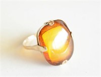 Vintage 9ct yellow gold amber dress ring -