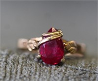 10 K GOLD & TOURMALINE RING