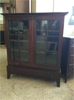 ca. 1830 Mahogany Library w/Original Glass