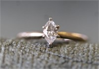 14K GOLD & MARQUISE CUT DIMOND SOLITARE