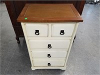 CUTE LITTLE NIGHT STAND / TABLE W 5 DRAWERS