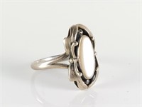 STERLING SILVER MOTHER OF PEARL RING