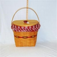 1998 Holiday Hostess Red Winter Wishes Basket