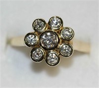 18ct yellow gold diamond set daisy cluster ring