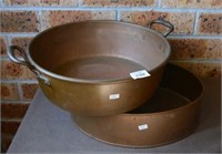 2 old copper cook pans, one oval form,