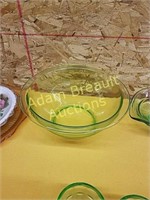Vintage green depression 11 in bowl