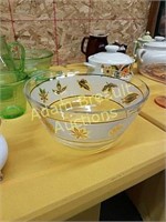 Vintage 10 in leaf embossed glass bowl