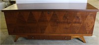 FOOTED CEDAR CHEST WITH ATTACHED