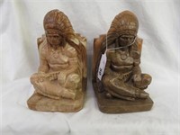 POTTERY INDIAN BOOKENDS 7.5"T X 4.5"W