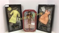 Pair of Franklin Mint The Jackie Doll Outfits