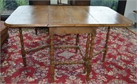 Antique Gate Leg Drop Leaf Table