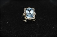 Vintage Silver & Blue Topaz Ring sz. 7