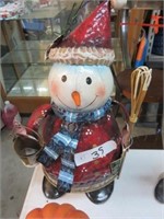 METAL SNOWMAN 17" TALL