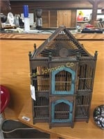 WOOD BIRD CAGE W/PULL OUT TRAY