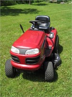 Craftsman Riding Lawn Tractor DLT 3000