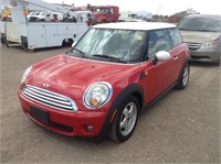 2009 MINI Cooper Hatchback Car