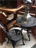 METAL TABLE & CHAIR