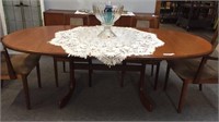 G PLAN MID CENTURY OVAL DINING TABLE WITH LEAF