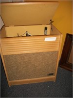 Vintage Zenith  Blonde mid century Stereo cabinet