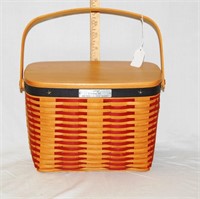 2001 Collector's Club Whistle-Stop Basket w/ Lid