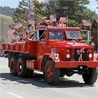 HISTORIC AND FULLY OPERATIONAL FIRE TRUCK