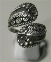 Vintage Sterling Silver  Native American Ring