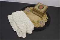 CROCHETED GLOVES AND MORE