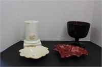 SELECTION OF TRAYS, PEDESTALS AND MORE