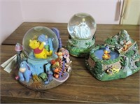 2 Disney Musical Snowballs, 1 Pond with figurines