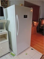 Midia Upright Freezer