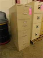 Hon 4 drawer file cabinet 18" x 28.5" x 52"