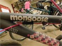 Mongoose FSG 16" trick bike, has 4 pegs