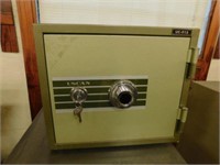 US Can mod: UC-913 single door safe