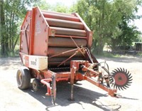 OMC 596 Round Roll Baler, 540PTO, 12.5L-15 Tires