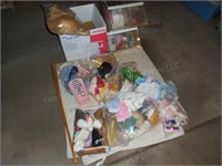 Lots of Doll Clothing, Shoes, Hats & Accessories