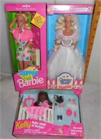 3* Barbie's