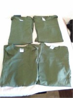 4 new Hunter green t-shirts size XL