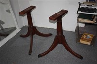 2 Duncan Phyfe Style Table Legs 28H