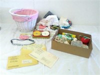 Group of sewing accessories & fabric pieces
