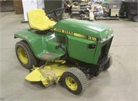 John Deere 316 Lawn & Garden Tractor