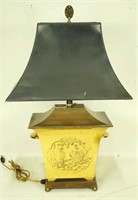 CHINESE STYLE BRASS LAMP
