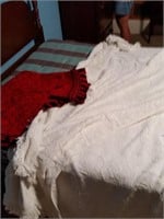 Chenille Bedspread & Jacquard Tablecloth