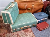 Vintage Luggage, Samsonite (2); Invicta (2)