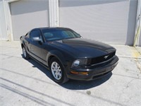 2008 Ford Mustang- Deluxe Coupe
