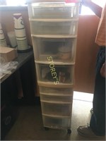 2x 4 Shelf Plastic Storage Cabinets