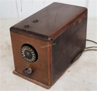 Vintage Hand Crafted Am Tube Radio Receiver Unit