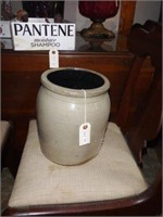 Lot #97 Vintage stoneware 1 ½ gallon crock