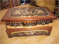 Beautiful Inlay wood Jewelry box