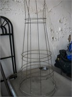 Pair of metal Tomato cages