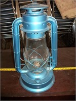 Oil lantern
